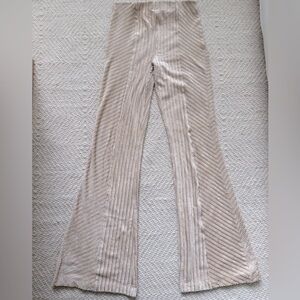 Free people slim pull-on velvet flare pants, vanilla creme, size: small